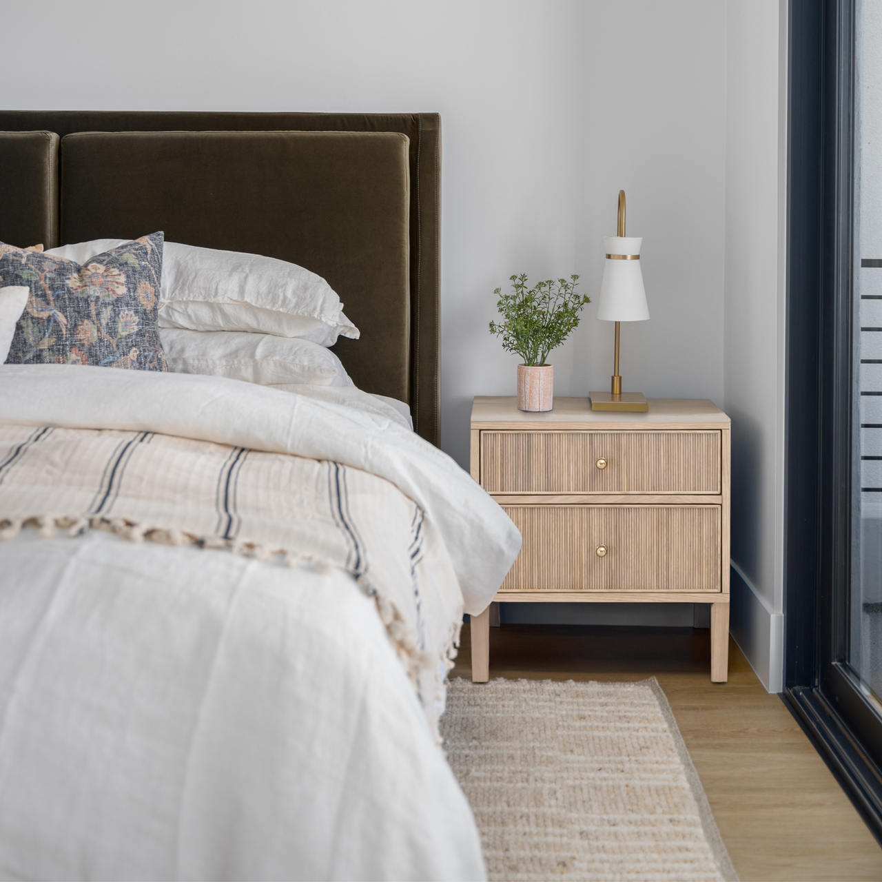 Palma Nightstand