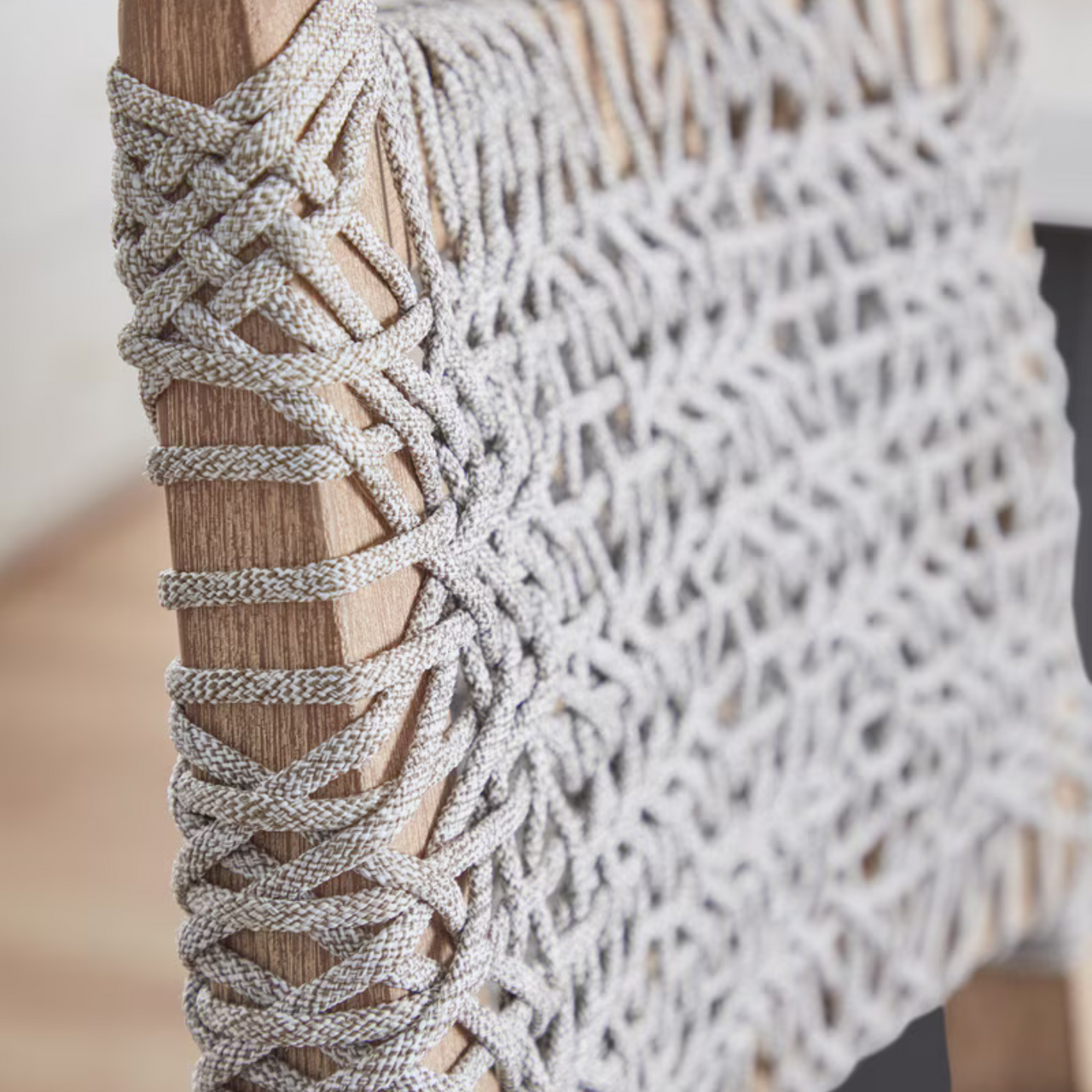Port Counter Stool