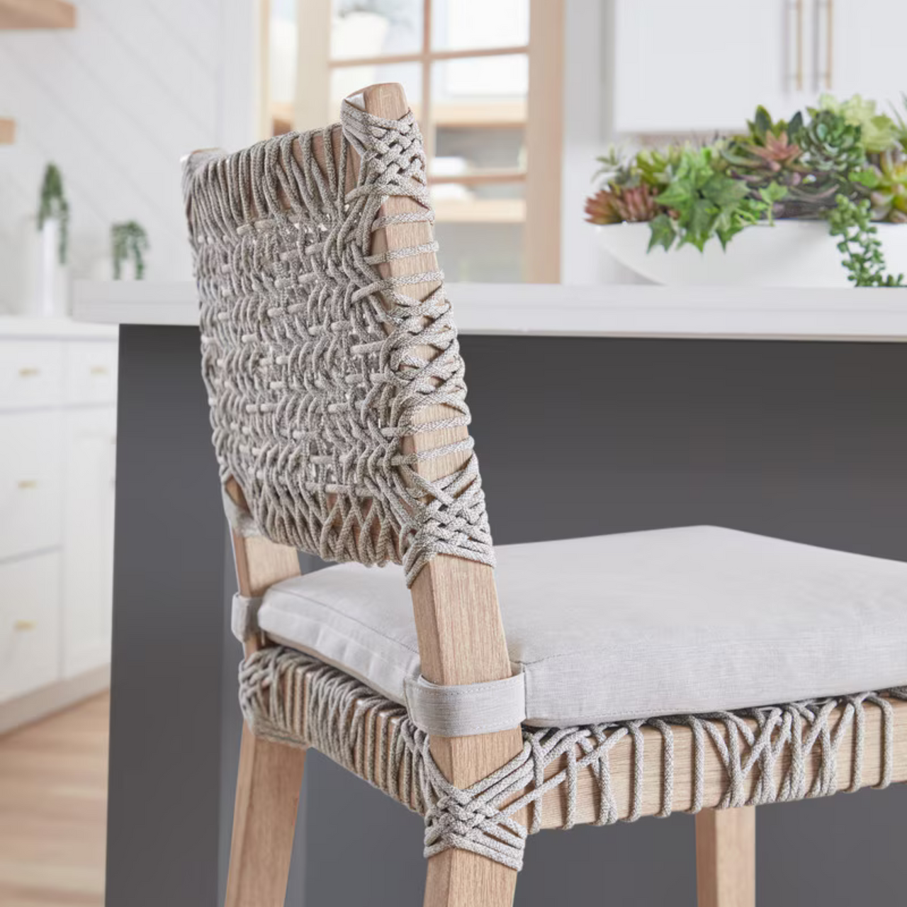 Port Counter Stool