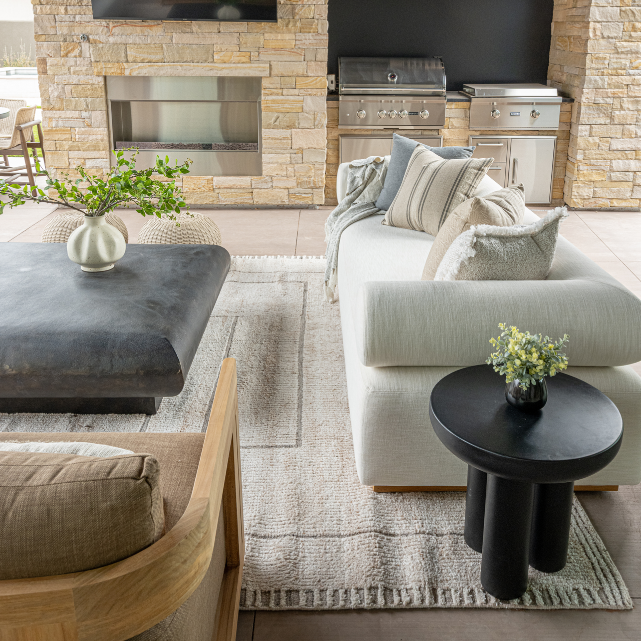 Rocca Side Table
