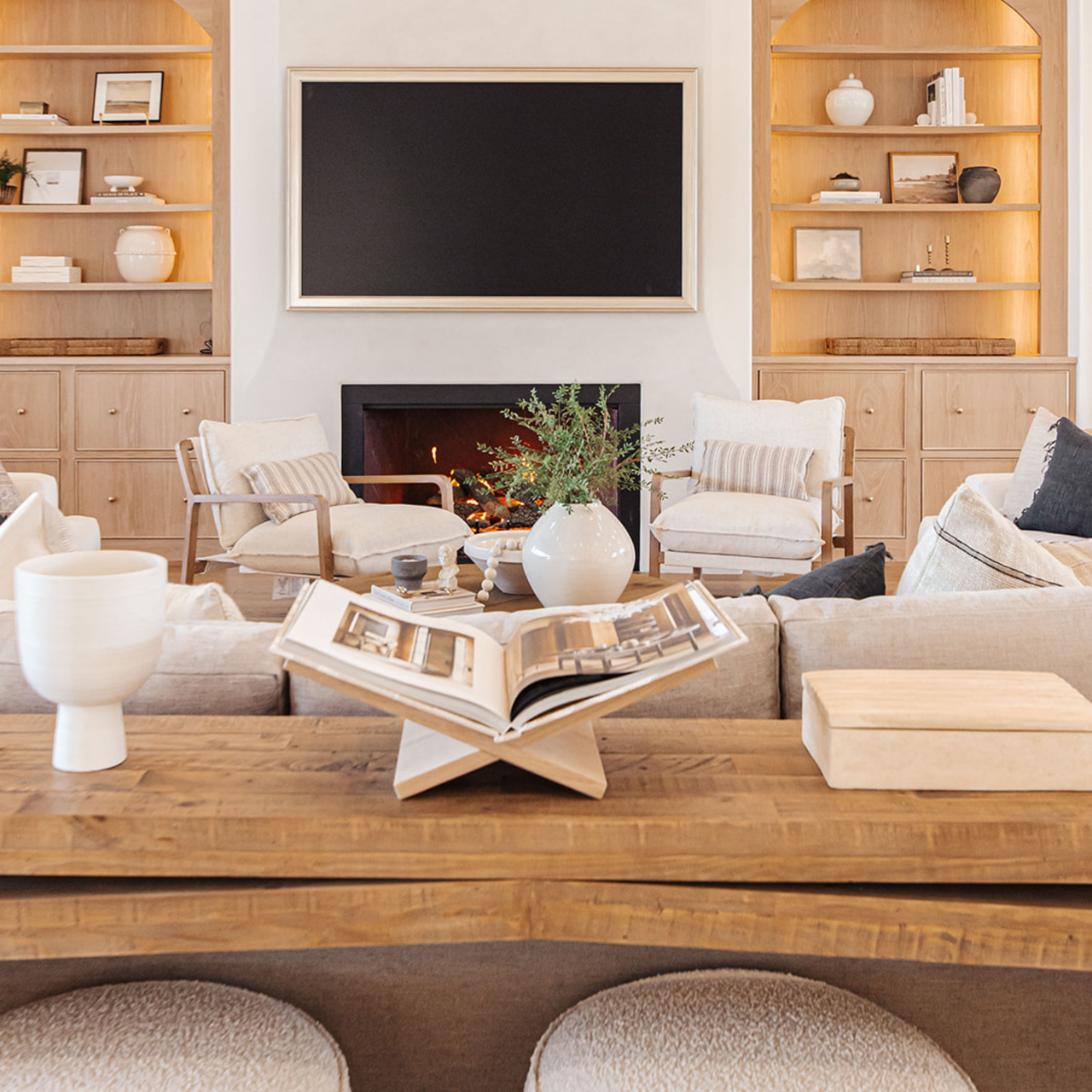 Mael Console Table