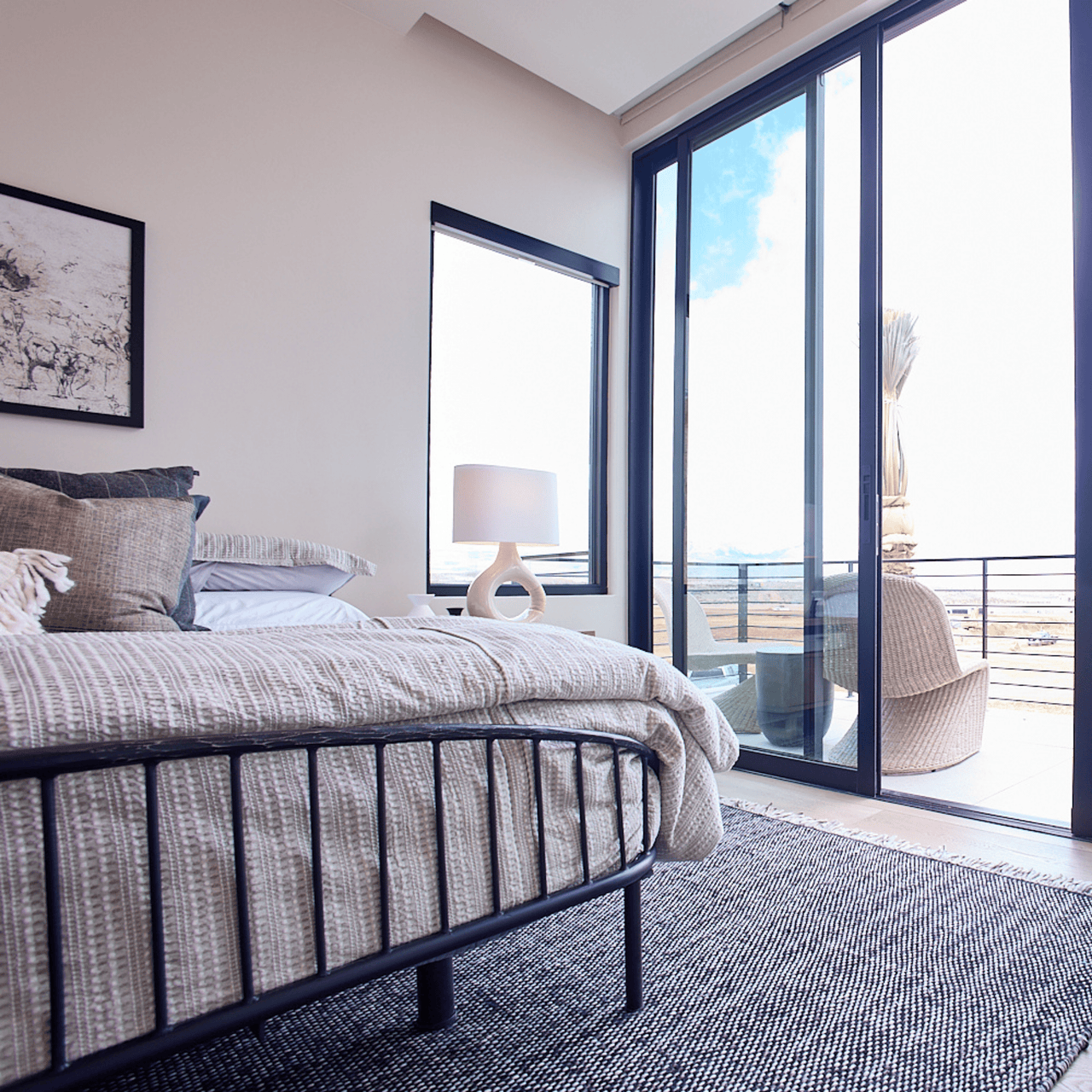 Whitney Bed