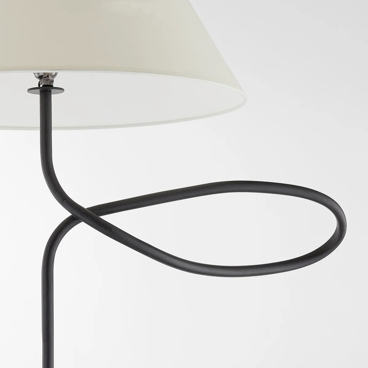 Arlo Floor Lamp
