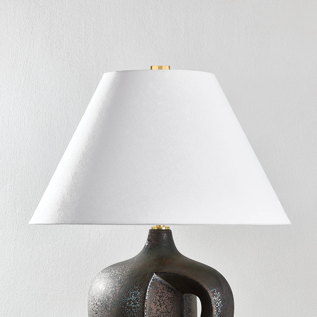 Avery Lamp