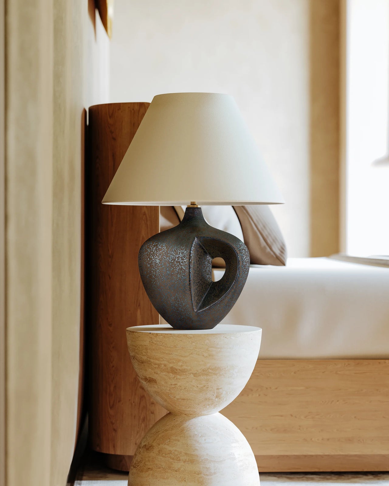 Avery Lamp