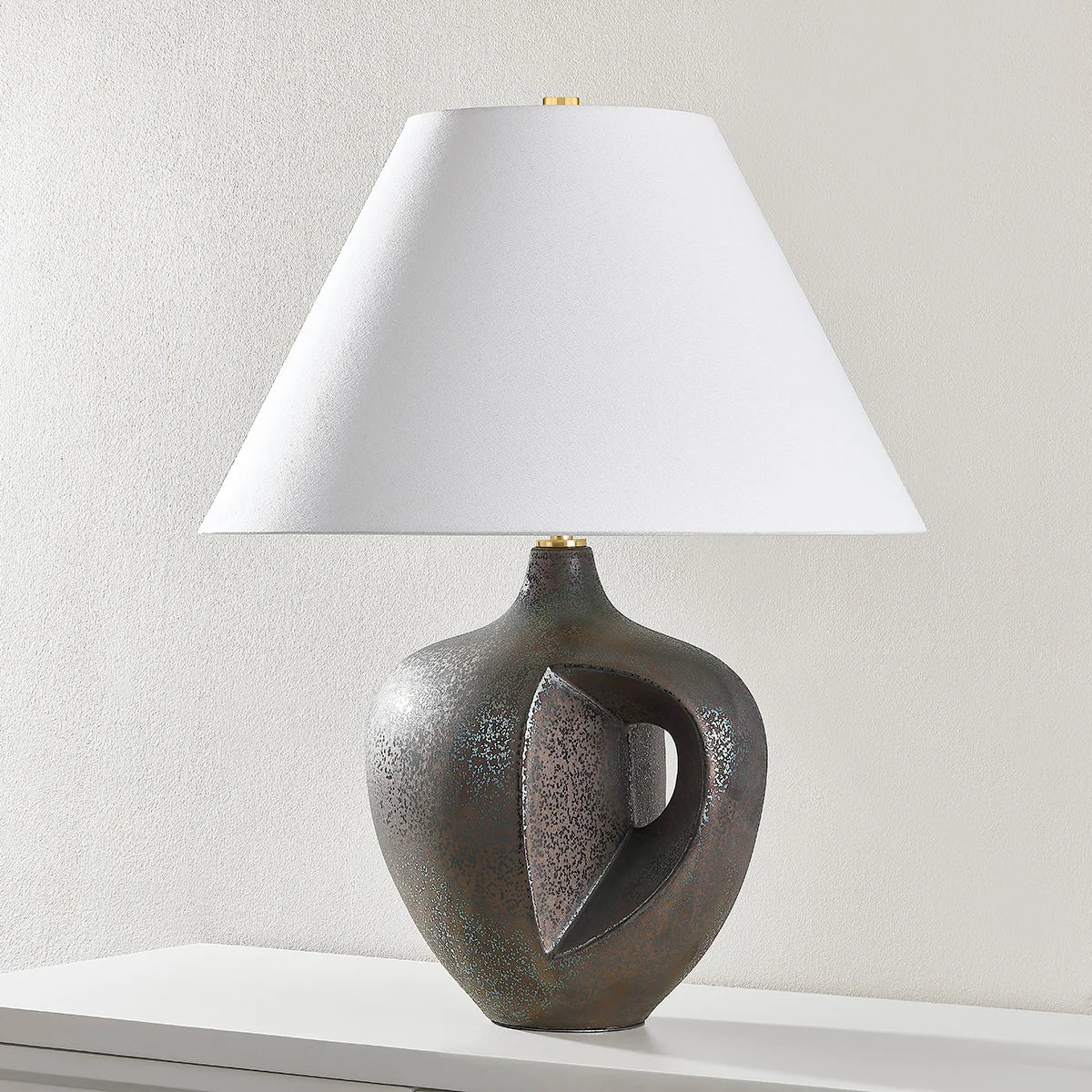 Avery Lamp