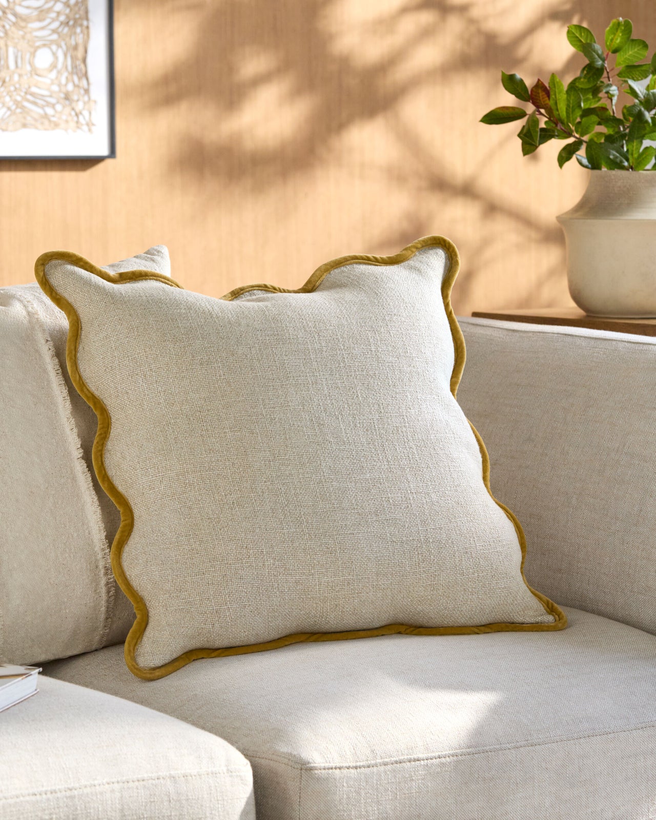 Caliza II Pillow