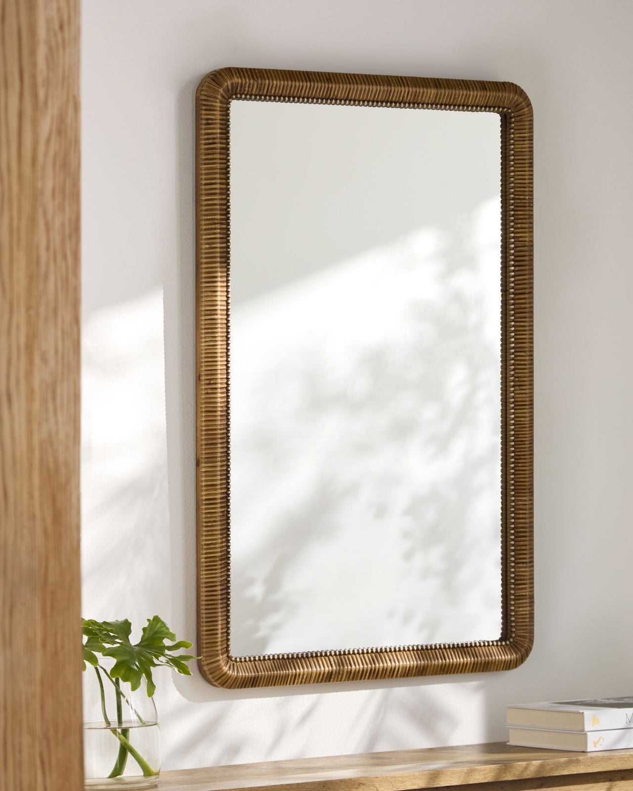 Runa I Mirror